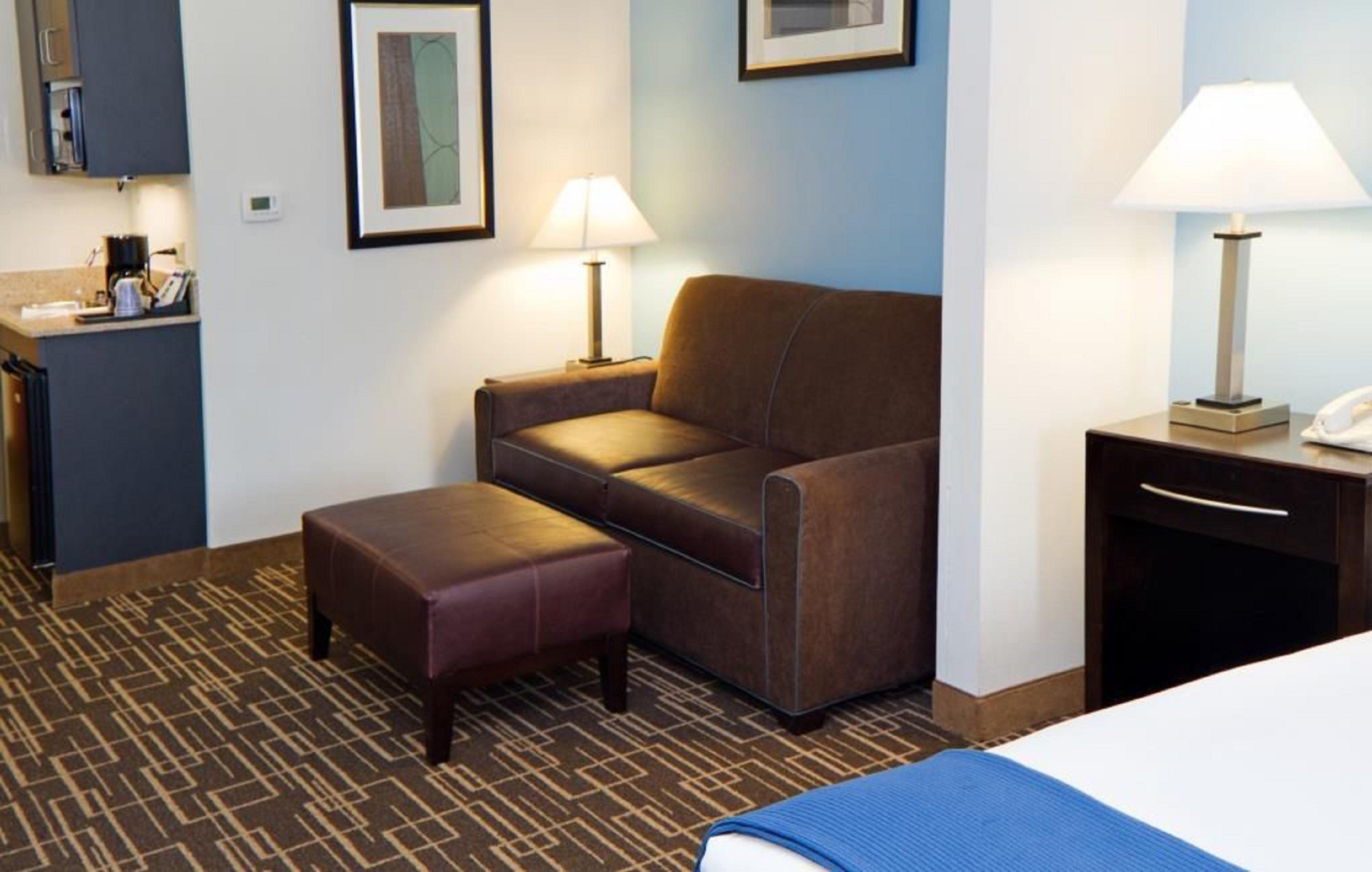 Holiday Inn Express & Suites Greenville-Downtown By Ihg Exterior photo